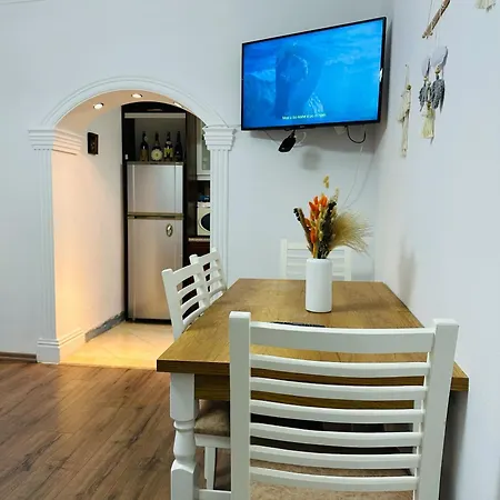 Garden Sarandë